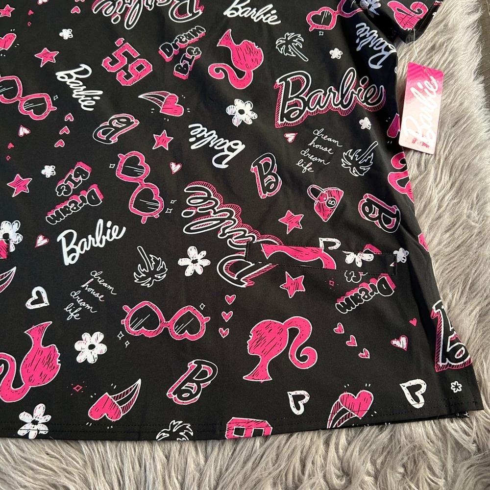 Barbie Scrub Top Womens Size 2XL Black Pink Short Sleeve Work Shirt - Picture 4 of 5